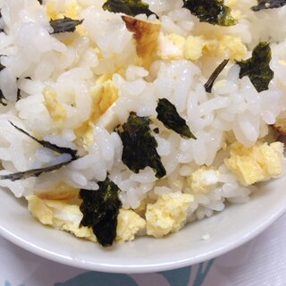 甘い卵と海苔の混ぜごはん(*^^*)